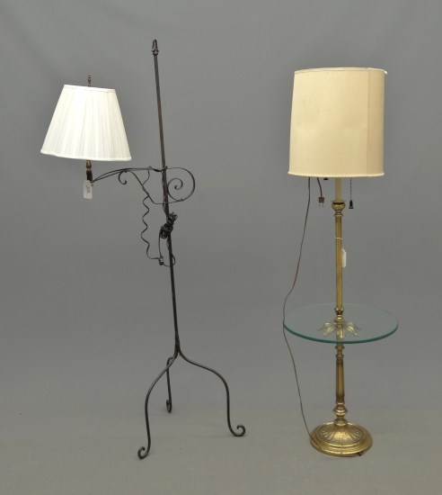 Lot two floor lamps.