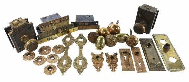 (LOT) VINTAGE ARCHITECTURAL