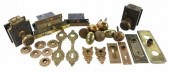 (LOT) VINTAGE ARCHITECTURAL DO