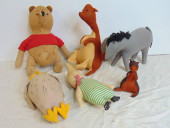 LOT WINNIE THE POOH & FRIENDS