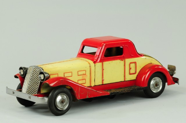 LOUIS MARX ELECTRIC COUPE