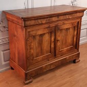 LOUIS PHILIPPE FIGURED WALNUT
