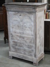 LOUIS PHILIPPE PICKLED WALNUT