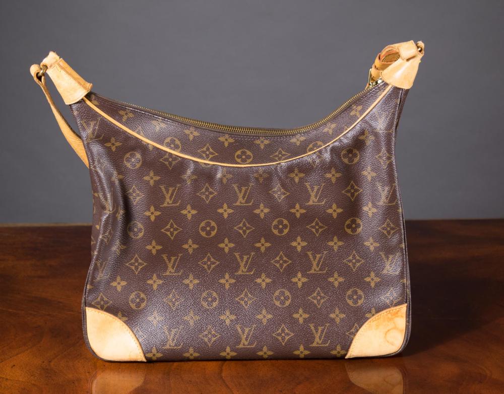 LOUIS VUITTON 'BOULOGNE 30'