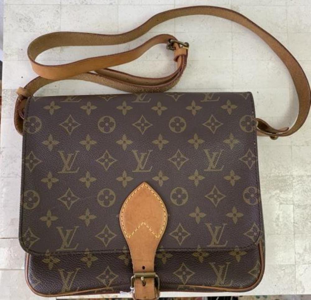 LOUIS VUITTON BROWN CARTOUCHIERE
