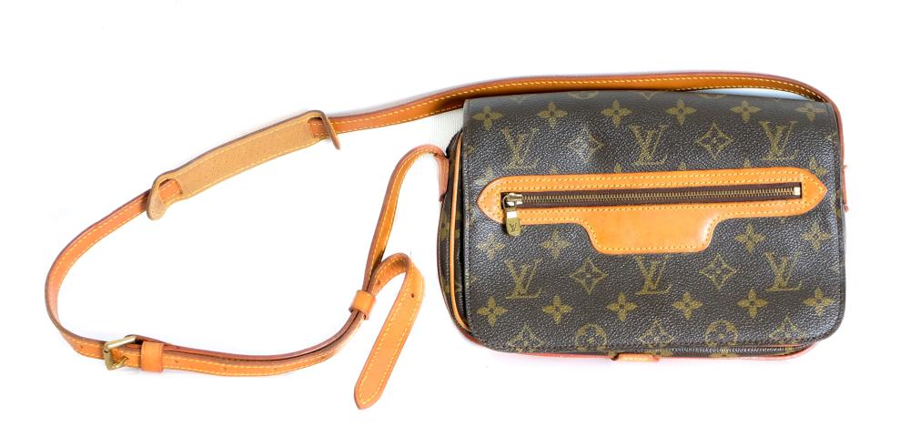 LOUIS VUITTON CROSS BODY ST.