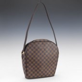 LOUIS VUITTON DAMIER EBENE IPA