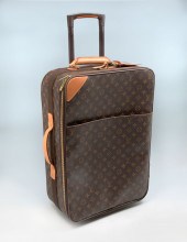 LOUIS VUITTON PEGASE LUGGAGE M