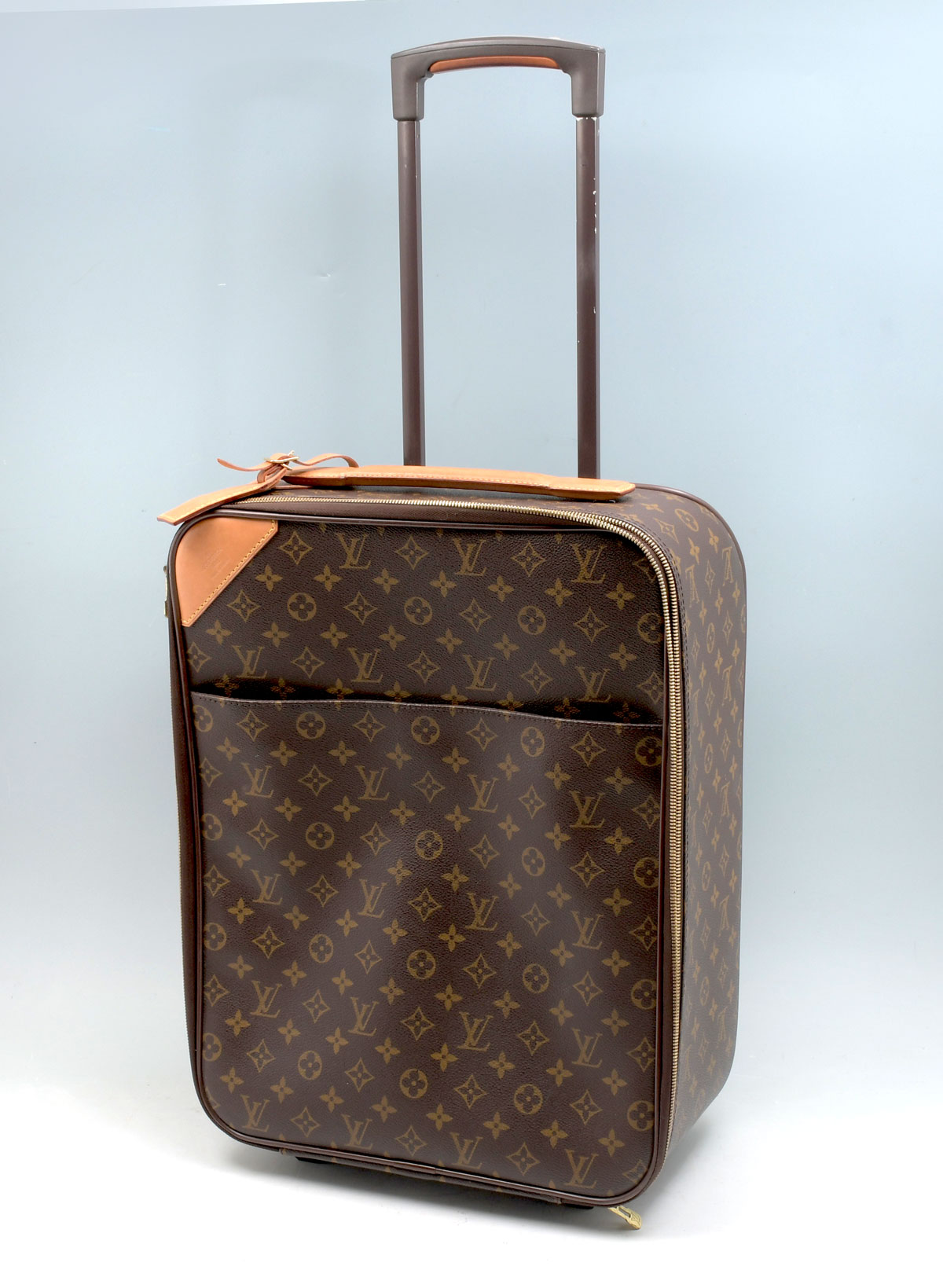 LOUIS VUITTON PEGASE LUGGAGE