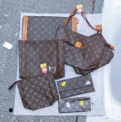 LOUIS VUITTON POUCH & SIX LOUI