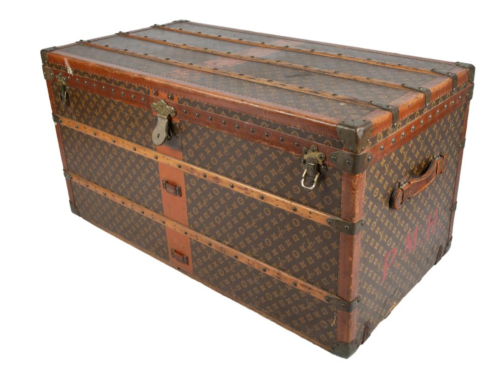 LOUIS VUITTON STEAMER TRUNKnumbered