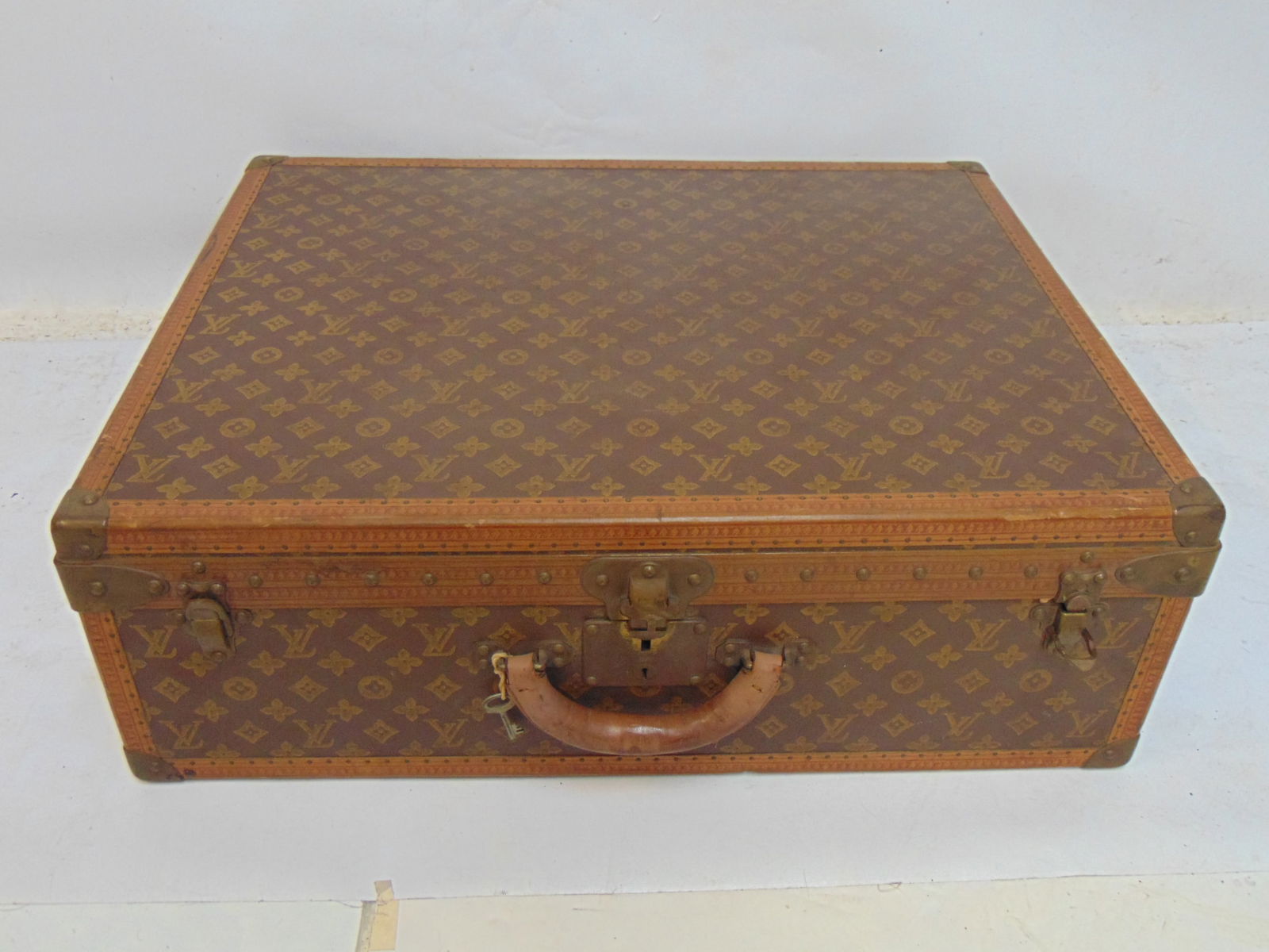 LOUIS VUITTON SUITCASE, FITTED,