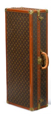 Louis Vuitton wardrobe case