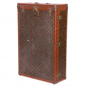 LOUIS VUITTON, WARDROBE TRUNK