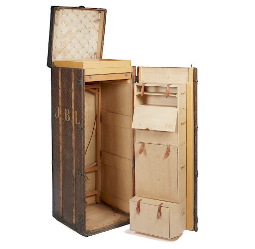LOUIS VUITTON WARDROBE TRUNKLouis