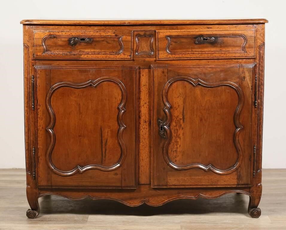 LOUIS XV PROVINCIAL COMMODELouis XV