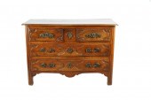 LOUIS XV PROVINCIAL COMMODEwit