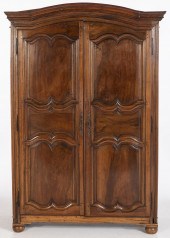 LOUIS XV PROVINCIAL WALNUT ARM