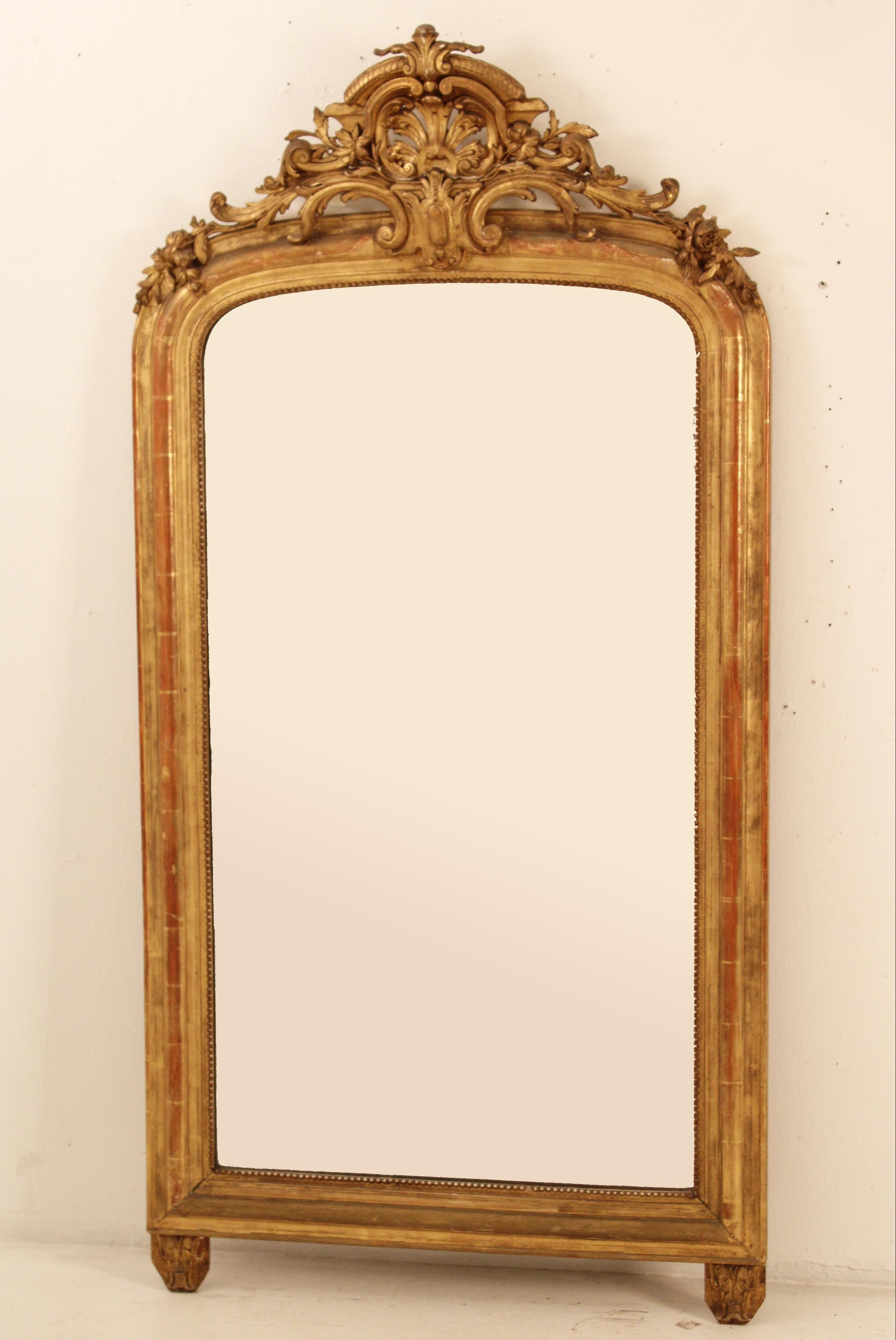 LOUIS XV STYLE CARVED GILTWOOD