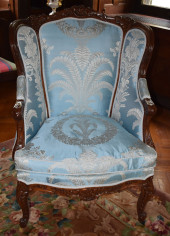 LOUIS XV STYLE CARVED MAHOGANY