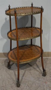 LOUIS XV STYLE GILT METAL MOUN