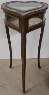 LOUIS XV STYLE GILT METAL MOUN