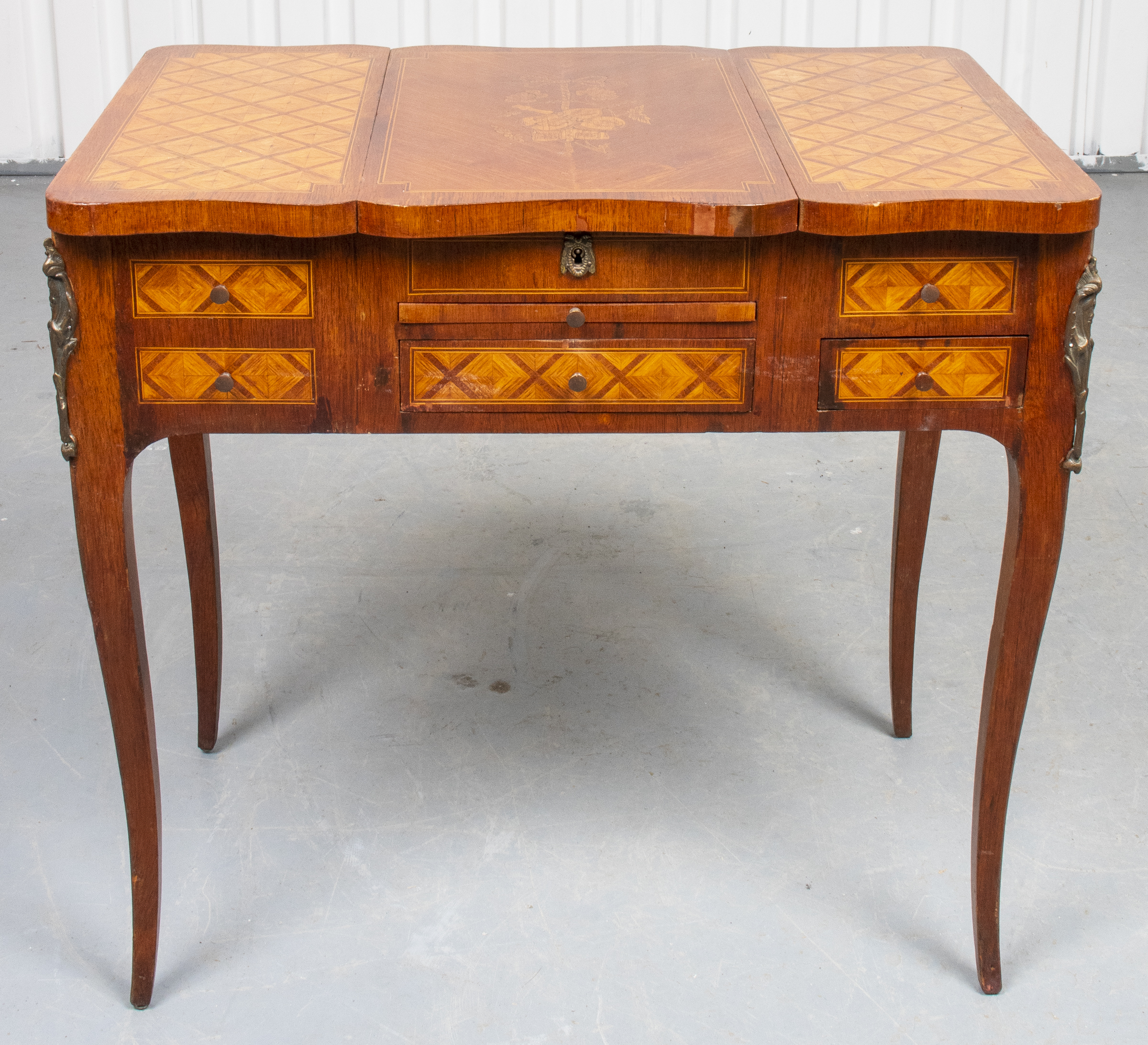 LOUIS XV STYLE INLAID DRESSING