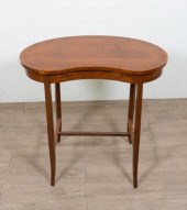 LOUIS XV STYLE KIDNEY TABLELou