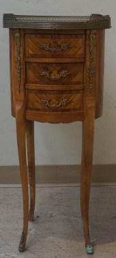LOUIS XV STYLE KINGS AND TULIP