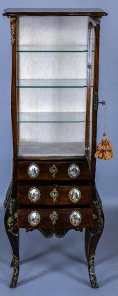 LOUIS XV STYLE MAHOGANY VITRIN