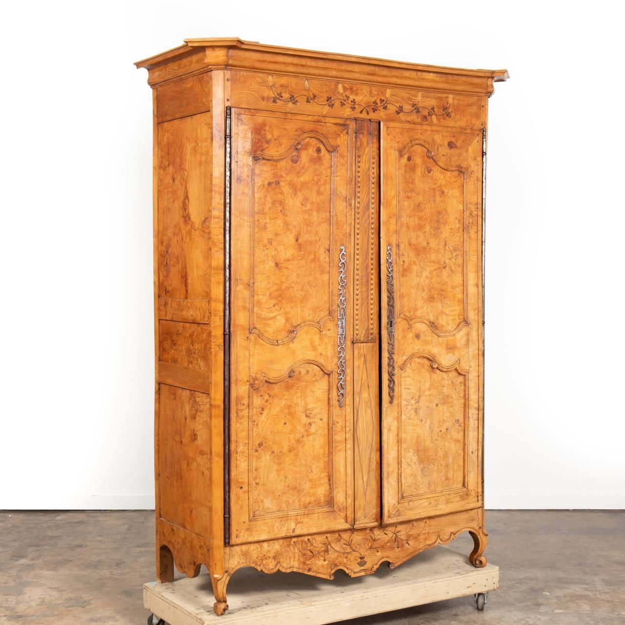 LOUIS XV STYLE PAINTED MANTEL &