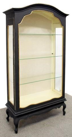 LOUIS XV STYLE PAINTED VITRINE