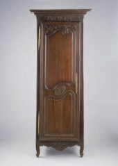 LOUIS XV STYLE PETITE OAK ARMO