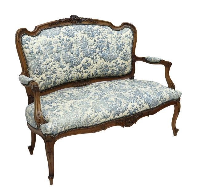 LOUIS XV STYLE QUILTED TOILE