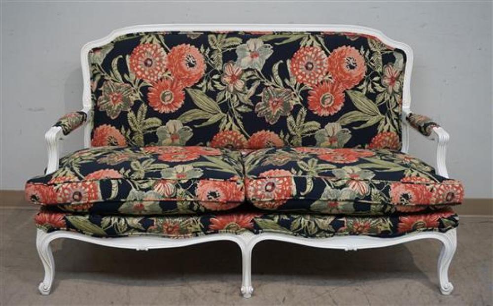 LOUIS XV STYLE WHITE PAINTED