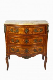 LOUIS XV-XVI TRANSITIONAL STYL