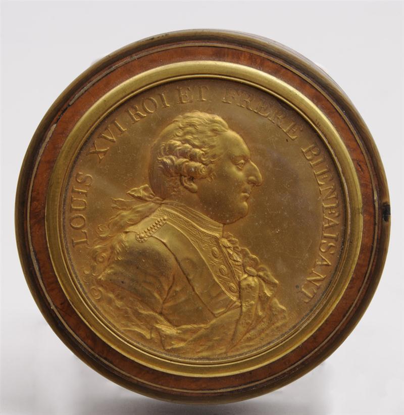 LOUIS XVI AMBOYNA-MOUNTED