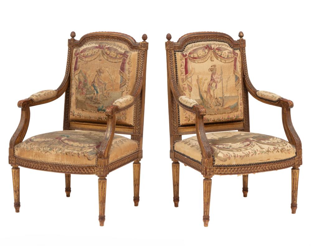 LOUIS XVI CARVED GILTWOOD