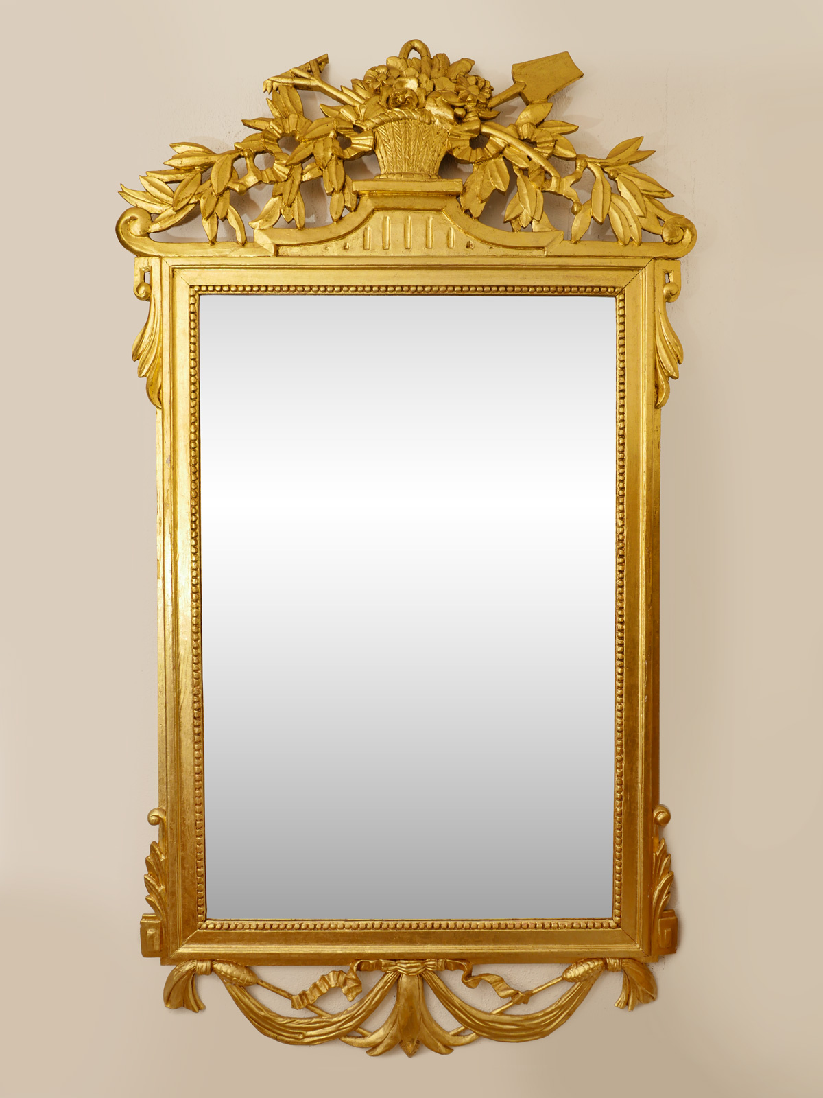 LOUIS XVI STYLE CARVED AND GILT