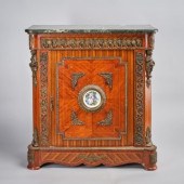 LOUIS XVI STYLE COMMODEA Louis
