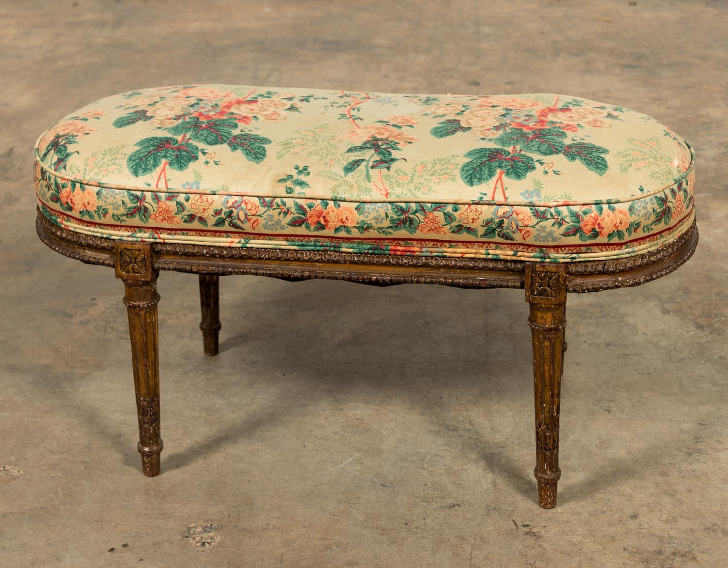 LOUIS XVI-STYLE FLORAL