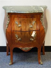 LOUIS XVI STYLE GILT METAL MOU