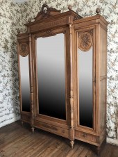 LOUIS XVI STYLE TRIPLE DOOR AR