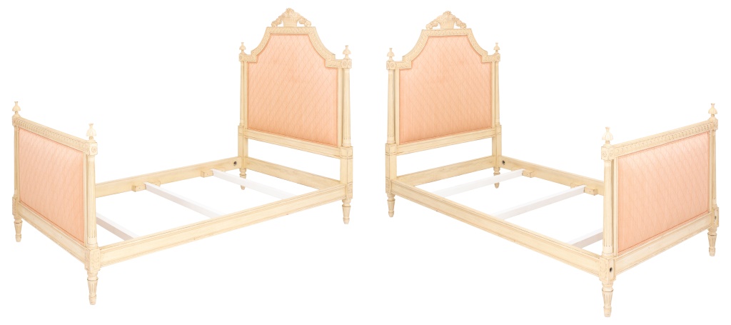 LOUIS XVI STYLE WHITE PAINTED