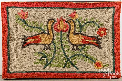 LOVEBIRD HOOKED RUGHooked rug