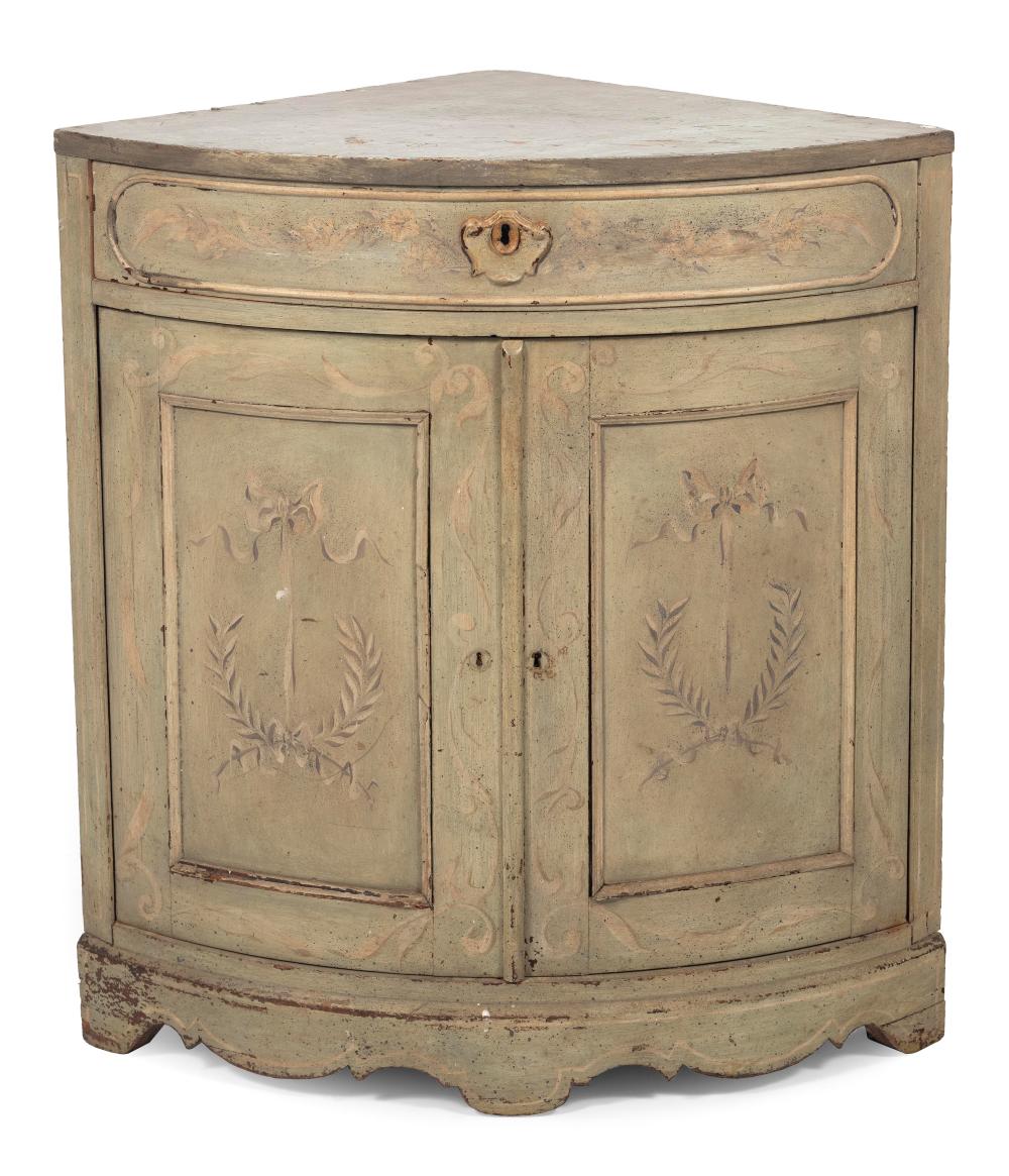 LOW CORNER CUPBOARD 19TH CENTURY