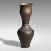 Lucie Rie. Bottle. c. 1972, gl