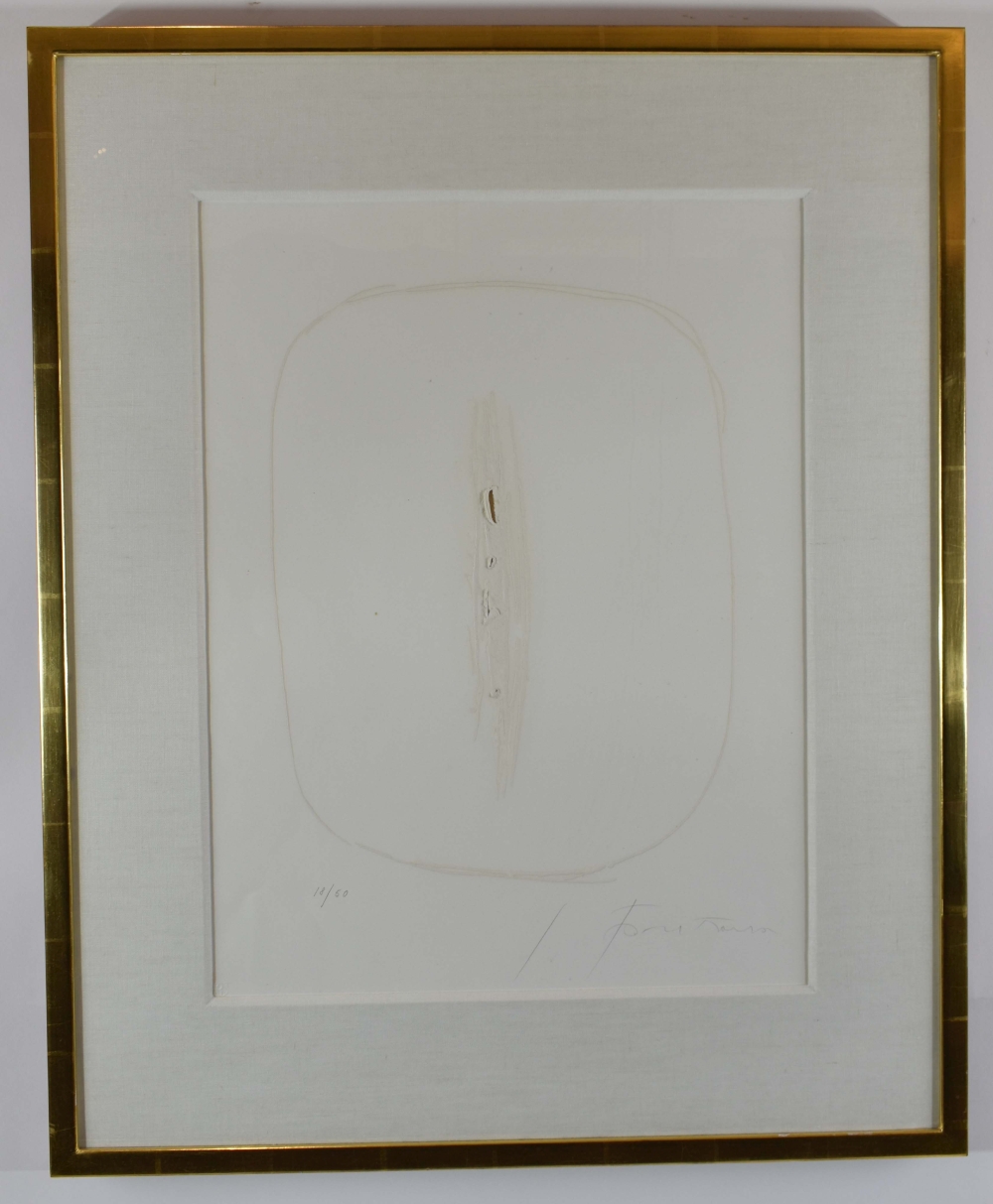LUCIO FONTANA