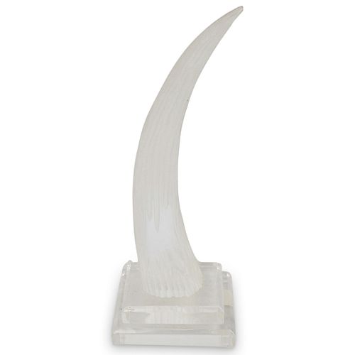 LUCITE HORN SCULPTUREDESCRIPTION: