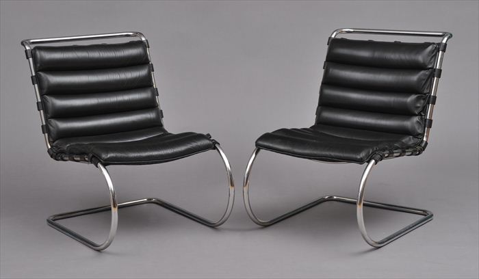 LUDWIG MIES VAN DER ROHE/KNOLL PAIR